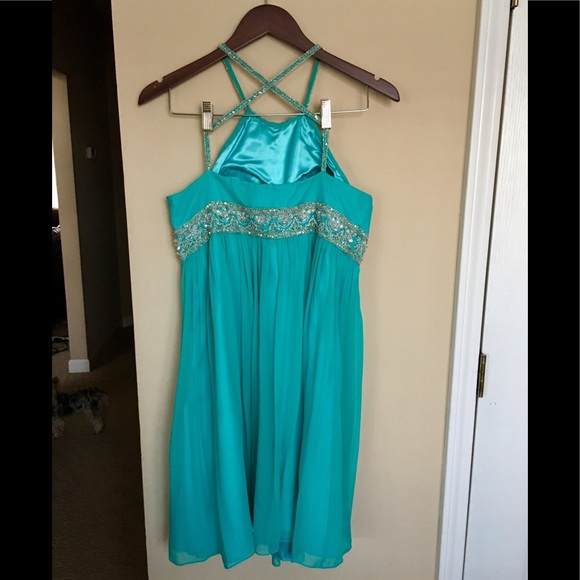 Scala Beaded Criss-Cross back SemiFormal - Picture 3 of 4